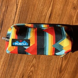 NWOT KAVU Pixie Pouch Accessory Travel Toiletry and Makeup Bag